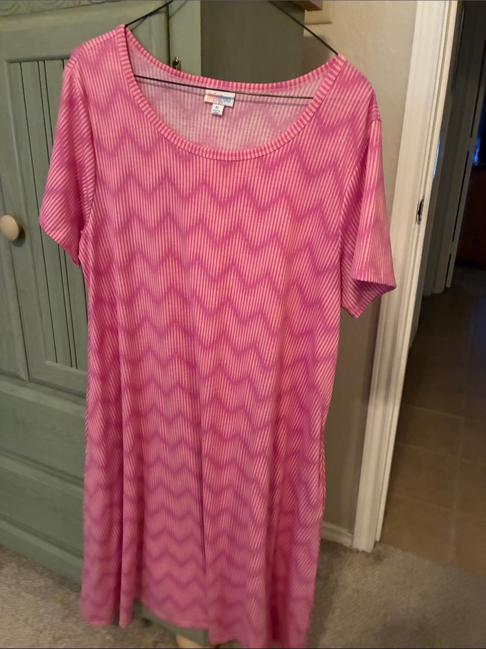 LuLaRoe Pink Chevron Midi Dress